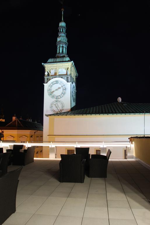 Hotel U Zlateho Kohouta Kromeriz Exterior photo