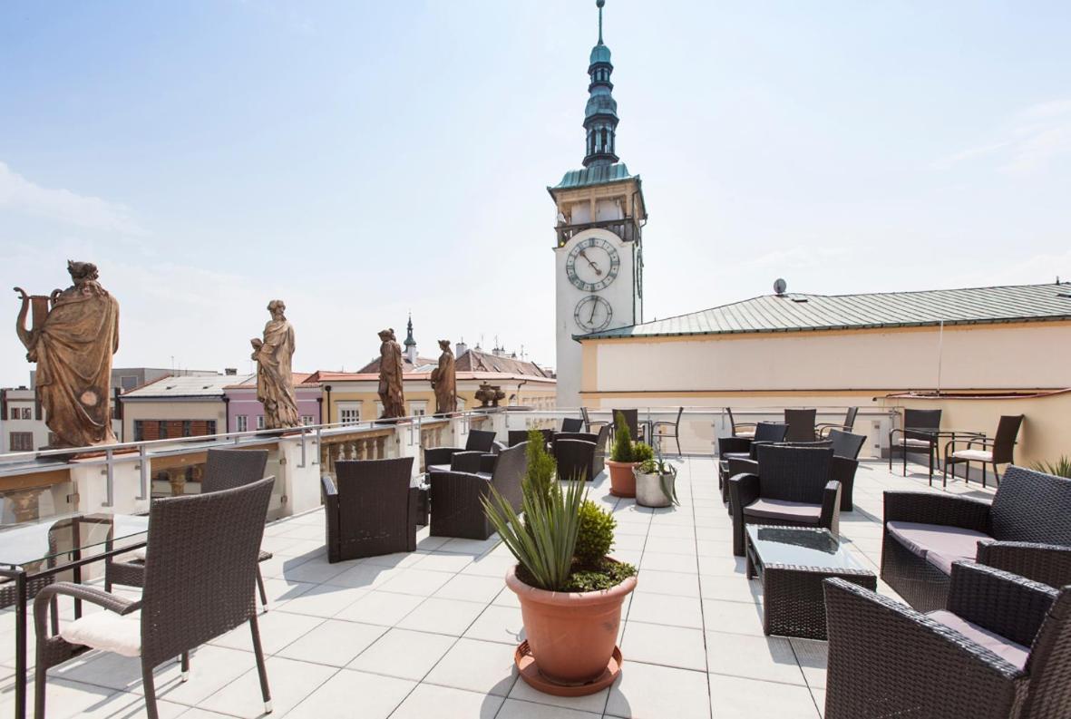 Hotel U Zlateho Kohouta Kromeriz Exterior photo